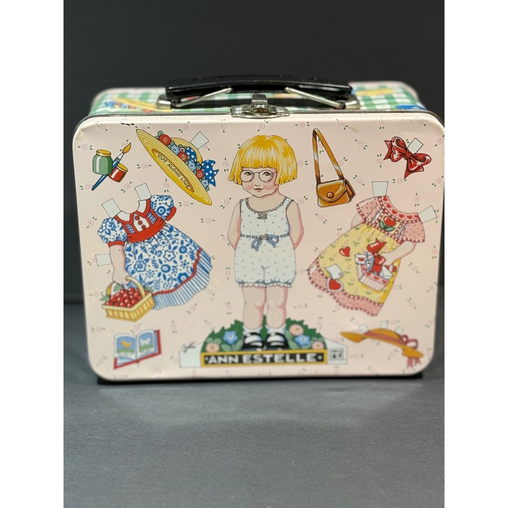 Vintage 1999 Mary Engelbreit Ann Estelle Paper Doll Tin Lunch Box Green Gingham